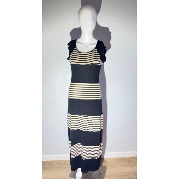 Espresso Black & Cream Striped Knit Maxi Dress – Size M - Picture 1 of 3